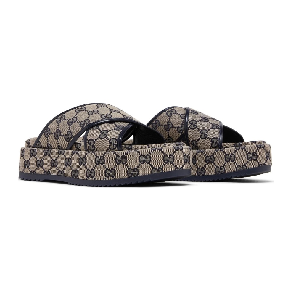 BNIB stylish gucci platform slides
